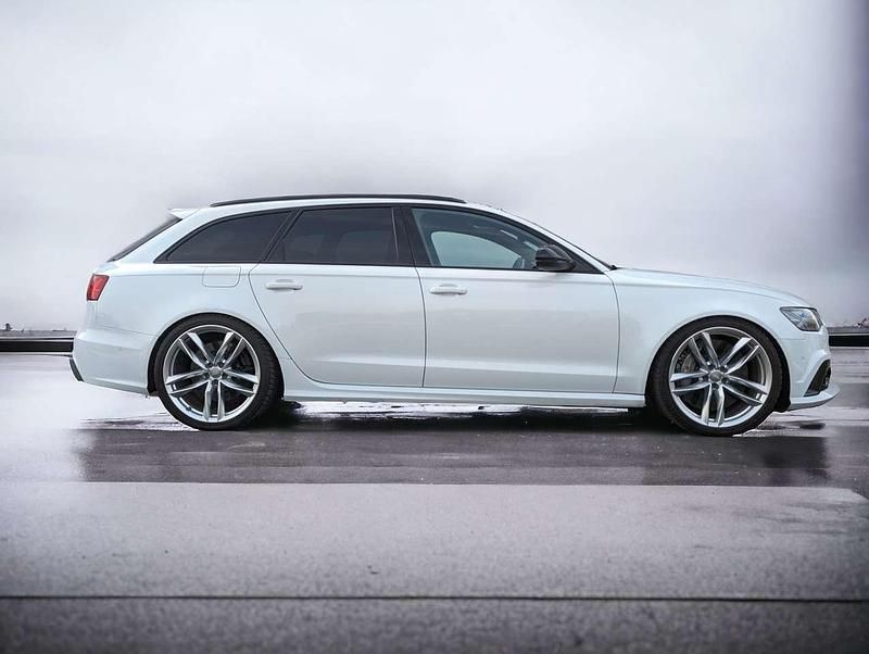 Gebraucht Audi RS6 700 PS (514 kW) 2015 Gletscherweiß metallic Kombi