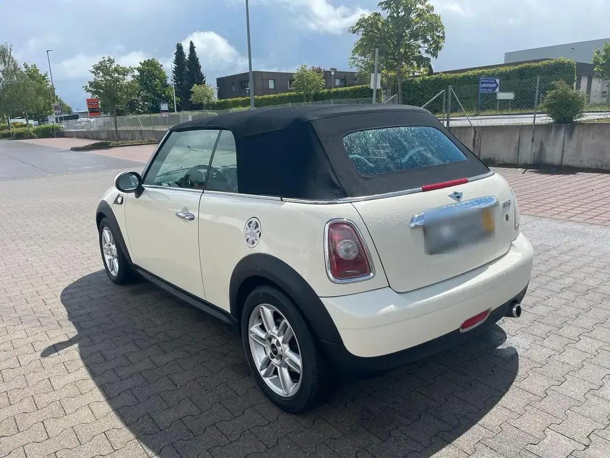 Gebraucht Mini Cooper Cabriolet 122 PS (89 kW) 2009 Beige Cabrio