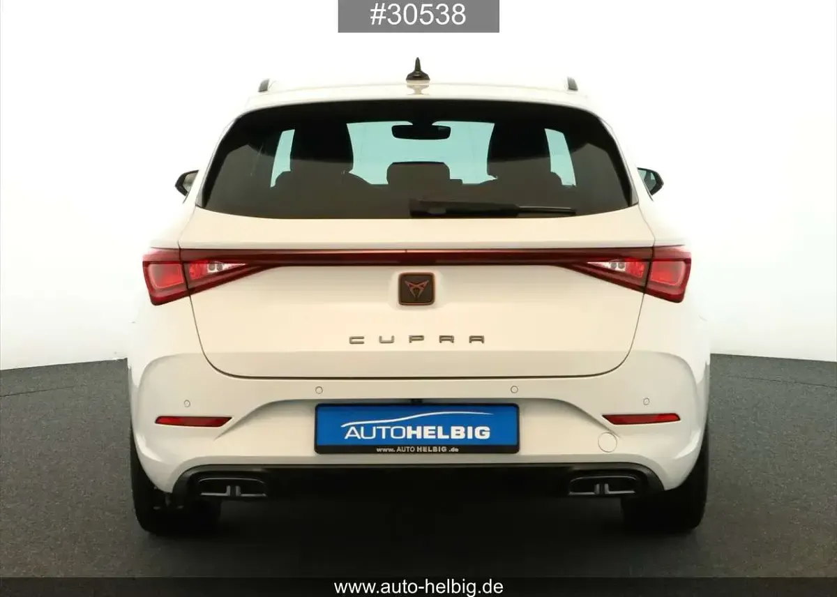 Usata Cupra Leon 150 CV (110 kW) 2024 Bianco Berlina