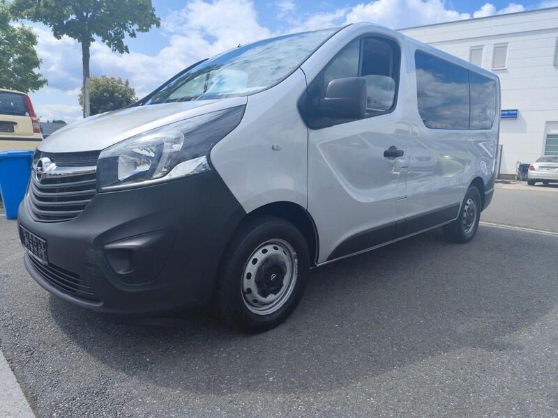 Grau Gebraucht 2016 Opel Vivaro Van | 11.950 € (Superpreis) - Bild 1/4