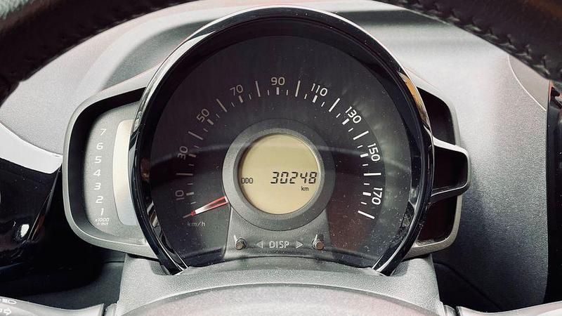 Gebraucht Citroën C1 Shine 72 PS (52 kW) 2021 Weiß Kleinwagen