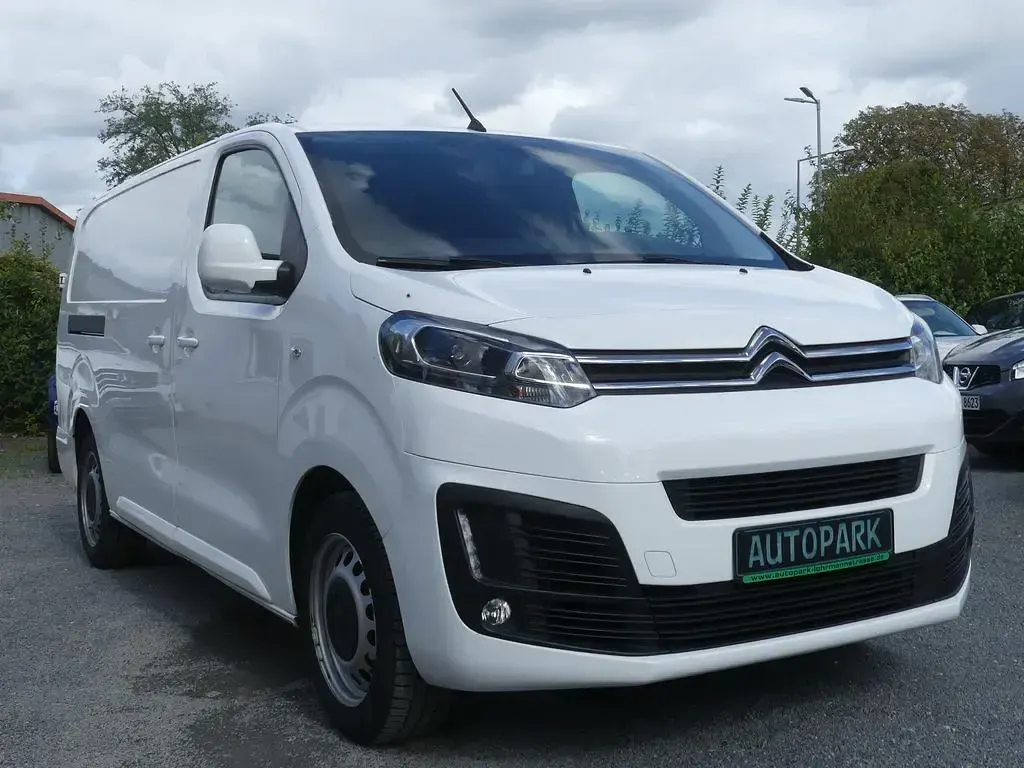 Gebraucht Citroën Jumpy 122 PS (89 kW) 2021 Weiß Van / Kleinbus