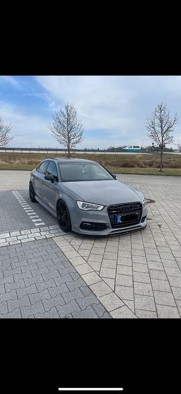 Gebraucht Audi A3 Exclusive 150 PS (110 kW) 2016 Grau Limousine