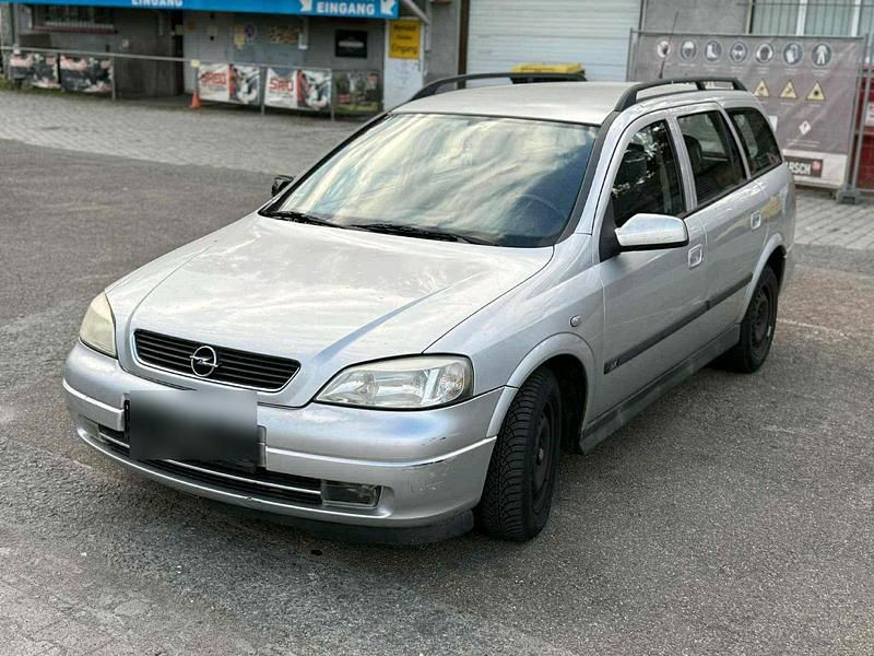 Grau Gebraucht 2003 Opel Astra Kombi | 900 € (Fairer Preis) - Bild 1/4