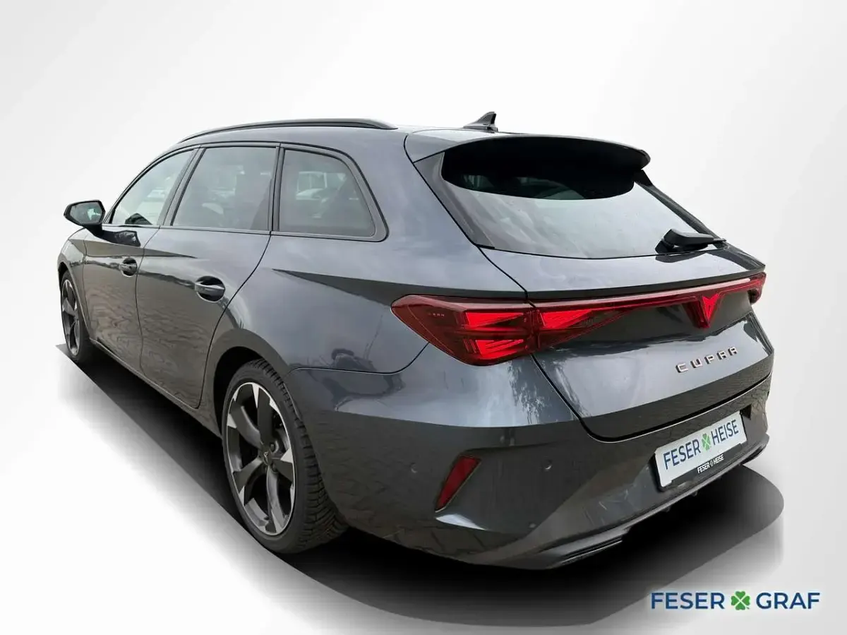 Gebraucht Cupra Leon 150 PS (110 kW) 2025 Grau Limousine