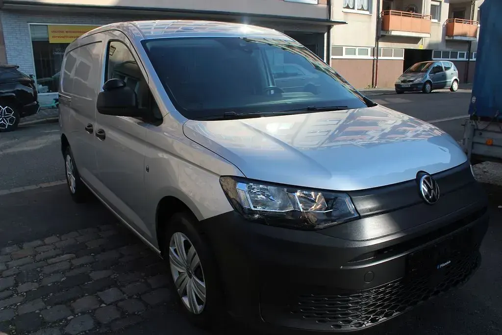 Gebraucht VW Caddy 122 PS (89 kW) 2023 Silber Van / Kleinbus