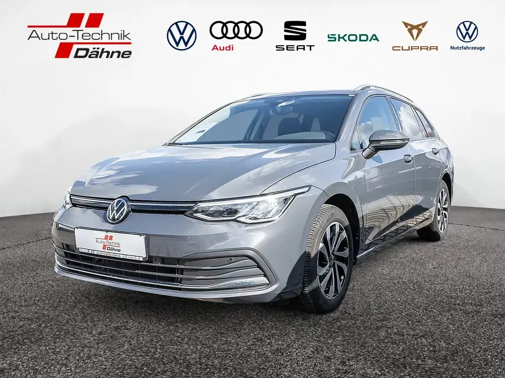 Gebraucht VW Golf VIII Active 150 PS (110 kW) 2023 Kombi