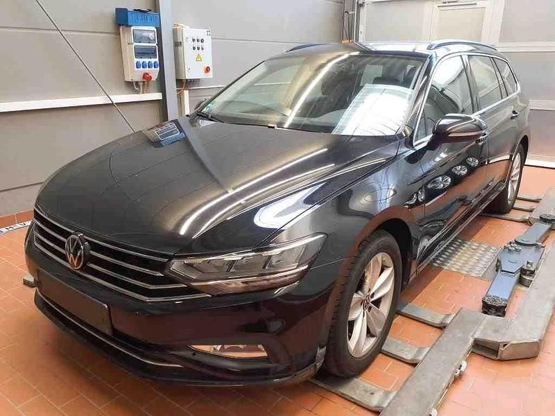 Deep black Gebraucht 2022 VW Passat Business Kombi | 17.290 € (Superpreis) - Bild 1/4