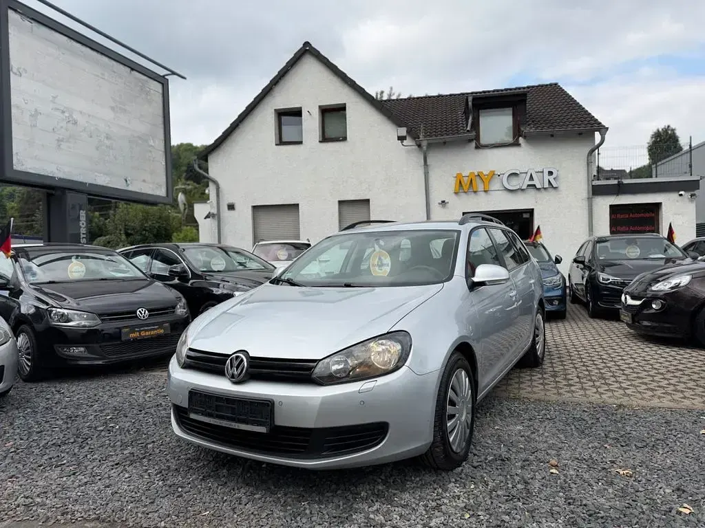 Gebraucht VW Golf VI Trendline 105 PS (77 kW) 2011 Silber Kleinwagen