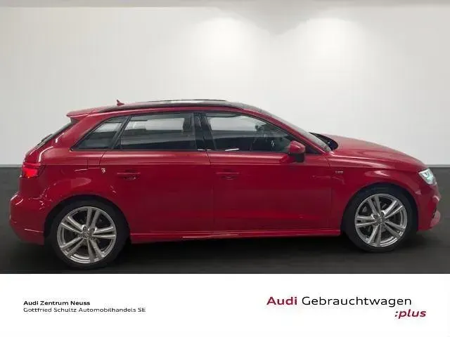 Gebraucht Audi A3 Design 190 PS (139 kW) 2018 Rot Limousine