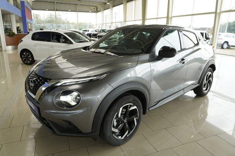Dark grey Neu 2024 Nissan Juke Tekna SUV | 21.410 € (Superpreis) - Bild 1/4