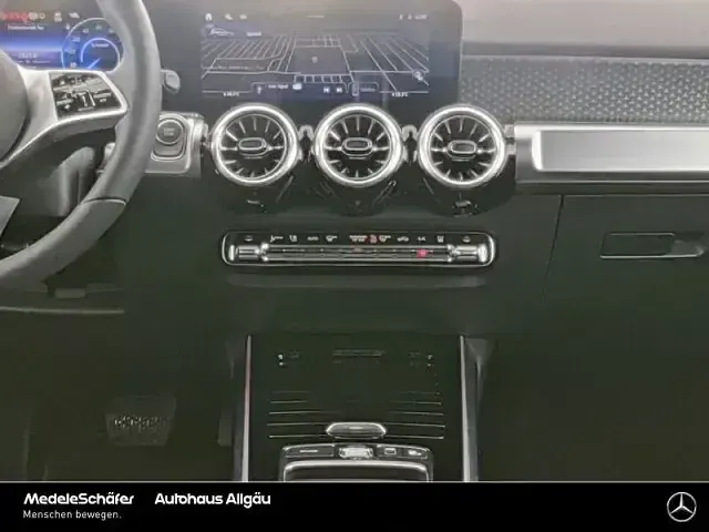 Gebraucht Mercedes EQB300 Progressive 167 kW (228 PS) 2025 Lack spektralblau SUV