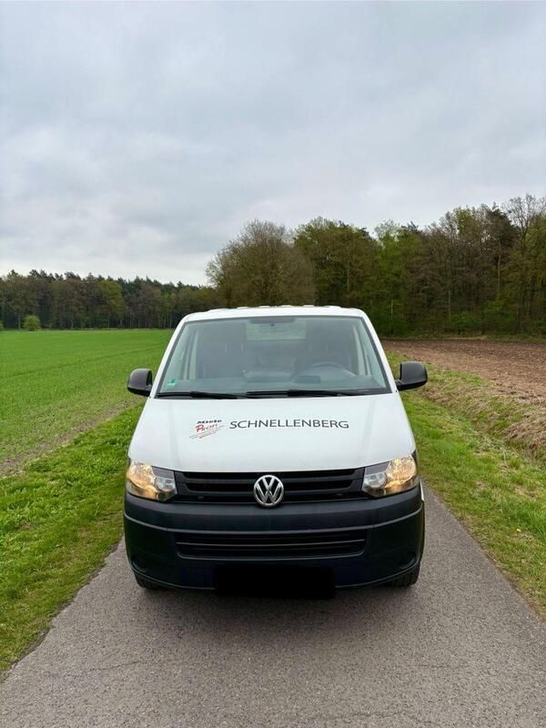 Weiß Gebraucht 2013 VW T5 Van | 4.990 € (Fairer Preis) - Bild 1/4
