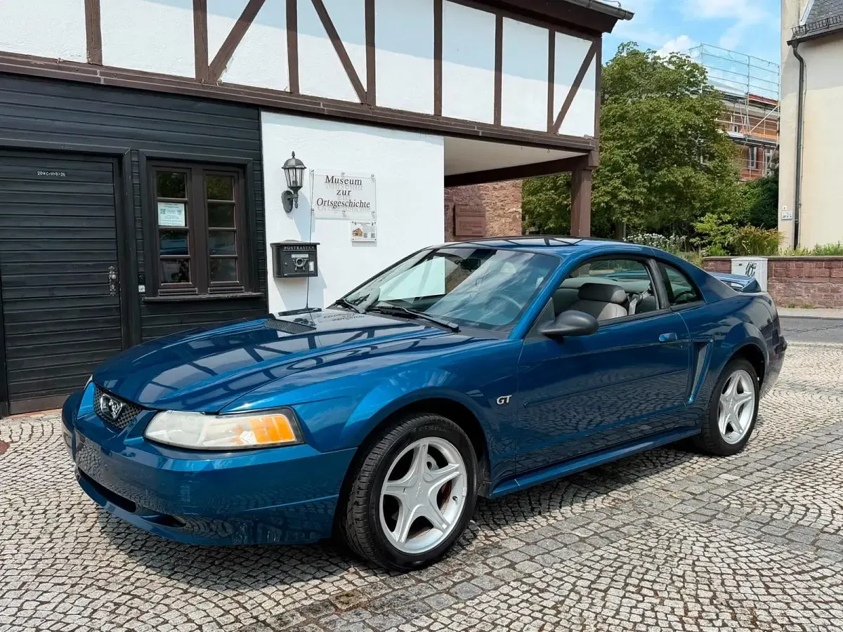 Gebraucht Ford Mustang GT 260 PS (191 kW) 2000 Blau Coupé