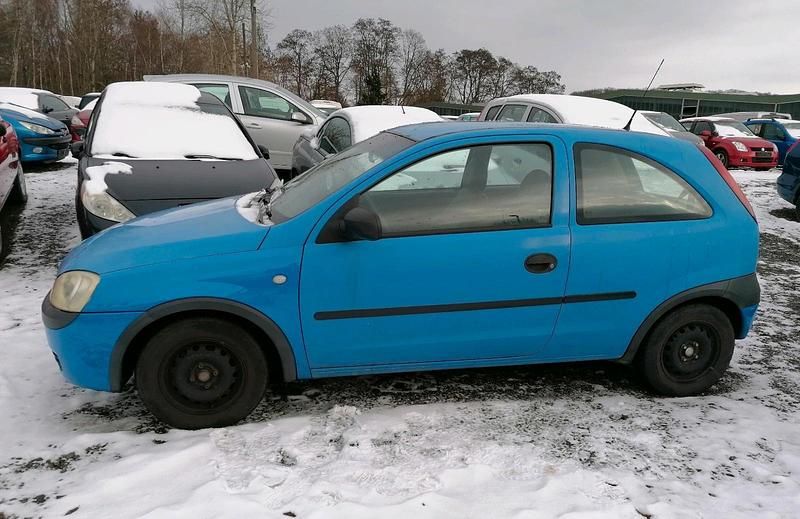Gebraucht Opel Corsa 58 PS (42 kW) 2001 Blau Kleinwagen