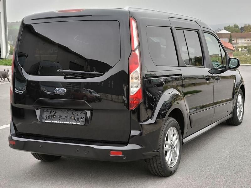 Gebraucht Ford Tourneo Titanium 120 PS (88 kW) 2021 Schwarz Van / Kleinbus
