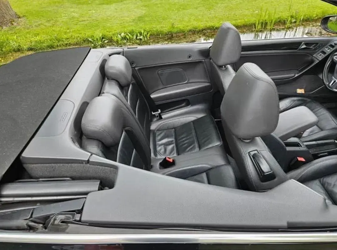 Brugt VW Golf Cabriolet 104 HK (76 kW) 2012 Sort Cabriolet