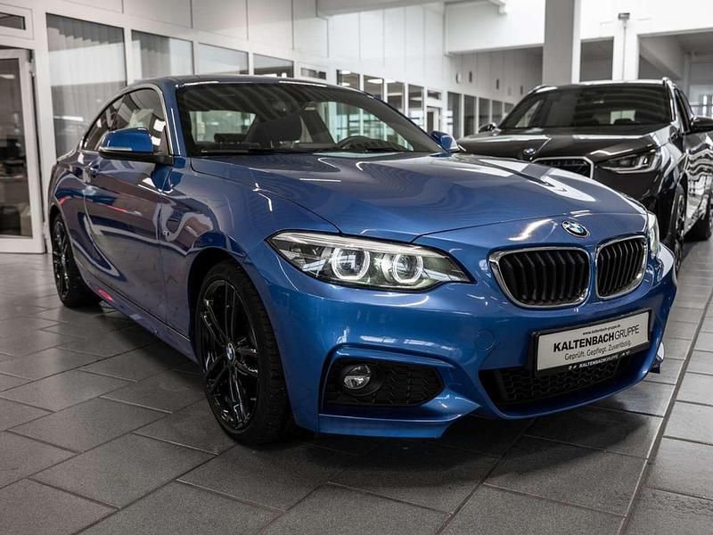Gebraucht BMW 230 M Sport 252 PS (185 kW) 2020 Estorilblau Coupé