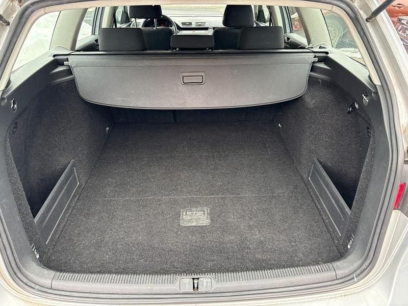 Gebraucht VW Passat Comfortline 122 PS (89 kW) 2009 Grau Kombi