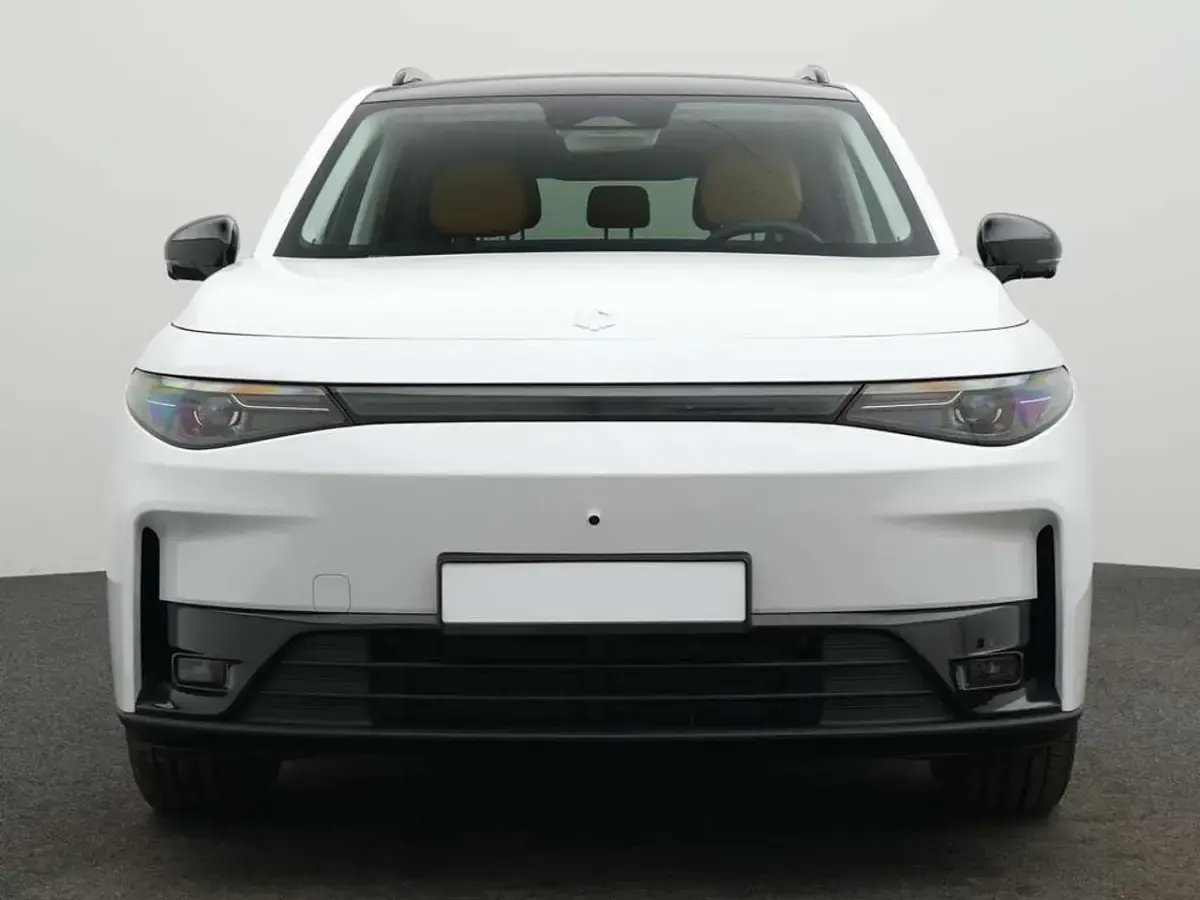 Gebraucht Leapmotor C10 160 kW (218 PS) 2026 Pearly white SUV
