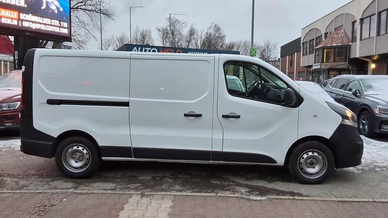 Gebraucht Opel Vivaro 120 PS (88 kW) 2017 Weiß Van / Kleinbus