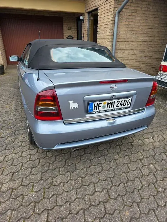 Gebraucht Opel Astra 125 PS (91 kW) 2005 Silber Cabrio