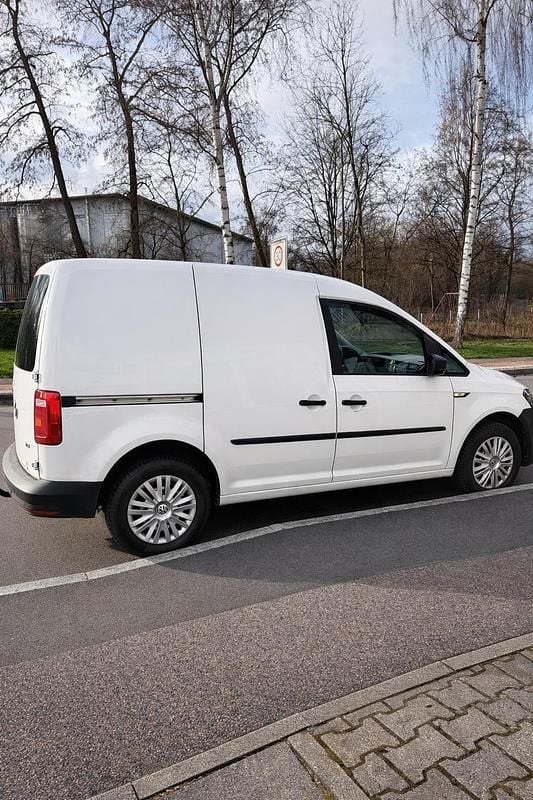 Second-hand VW Caddy 102 CP (75 kW) 2017 Alb Monovolum
