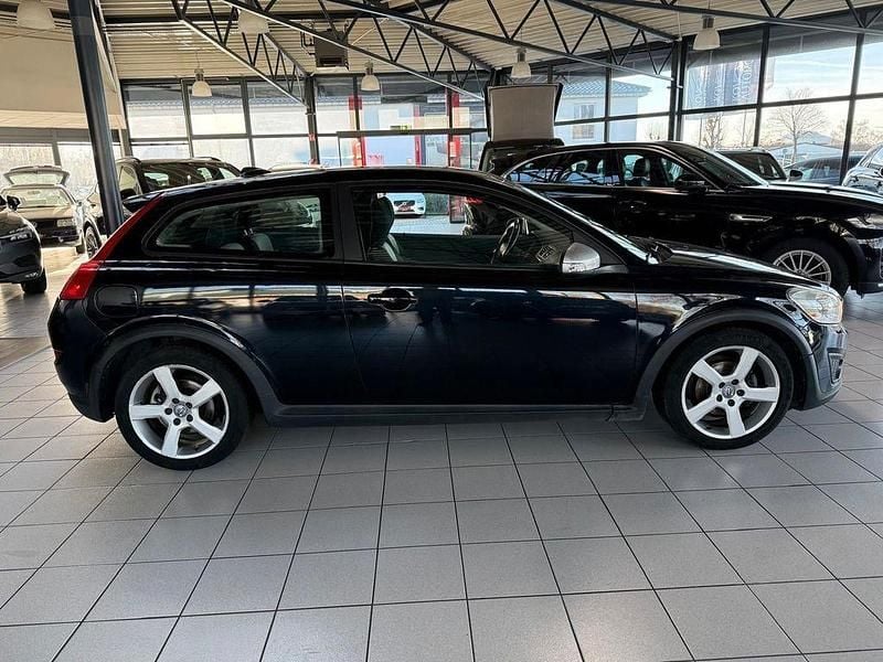 Gebraucht Volvo C30 114 PS (83 kW) 2011 Schwarz Kleinwagen