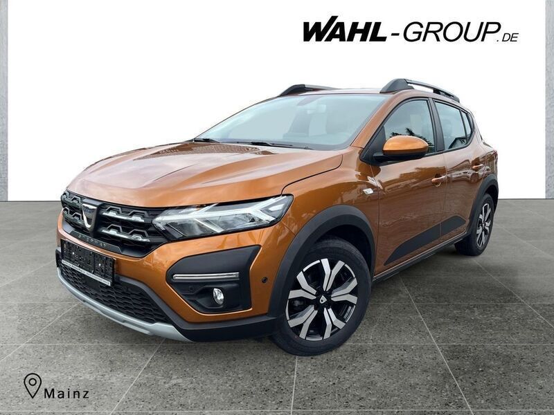 Orange Gebraucht 2022 Dacia Sandero Comfort Kleinwagen | 14.245 € (Fairer Preis) - Bild 1/4