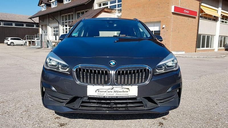 Gebraucht BMW 218 Active Tourer Advantage 150 PS (110 kW) 2018 Grau Van / Kleinbus