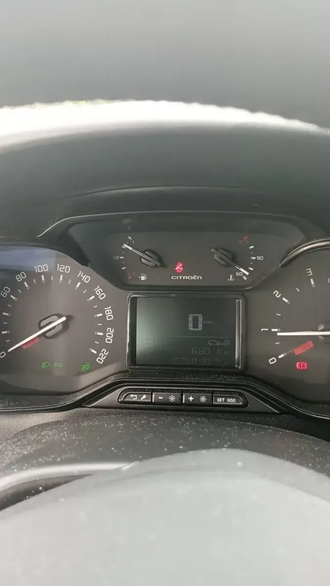 Gebraucht Citroën C3 Shine 81 PS (59 kW) 2020 Weiß Kleinwagen