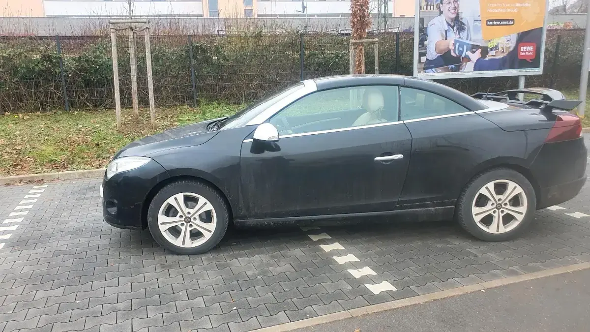 Gebraucht Renault Mégane Cabriolet 110 PS (80 kW) 2011 Schwarz Cabrio