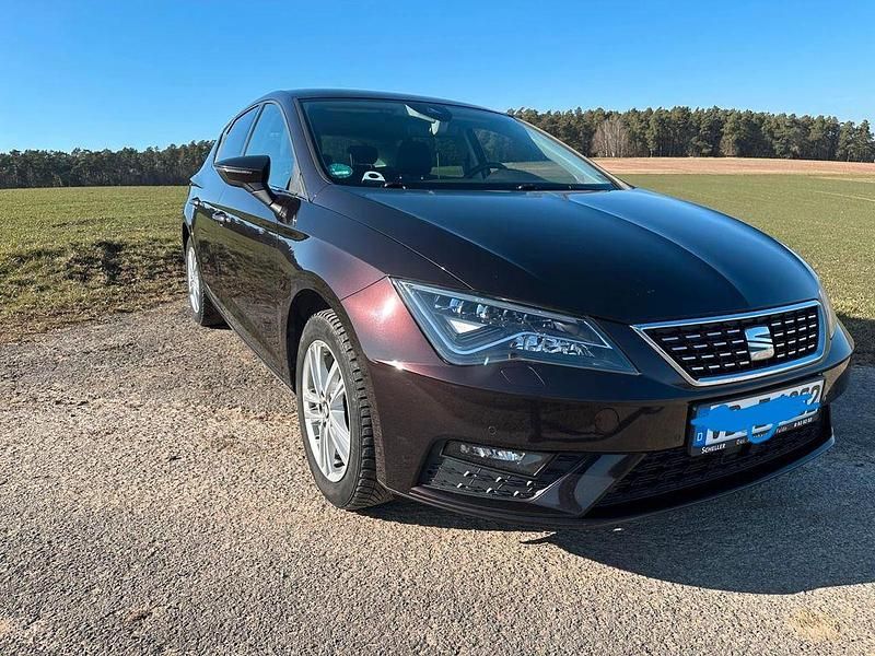 Violet Gebraucht 2017 Seat Leon ST XCELLENCE Kombi | 12.999 € (Guter Preis) - Bild 1/4