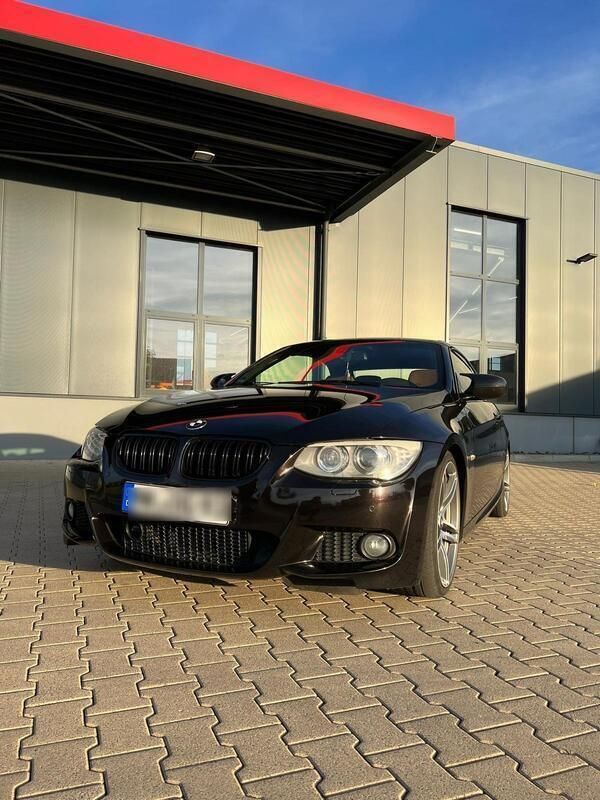 Schwarz Gebraucht 2010 BMW 335 Cabriolet M Performance Cabrio | 19.900 € (Etwas zu teuer) - Bild 1/4
