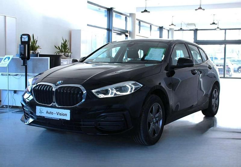 Gebraucht BMW 118 Advantage 136 PS (100 kW) 2022 Schwarz Kleinwagen