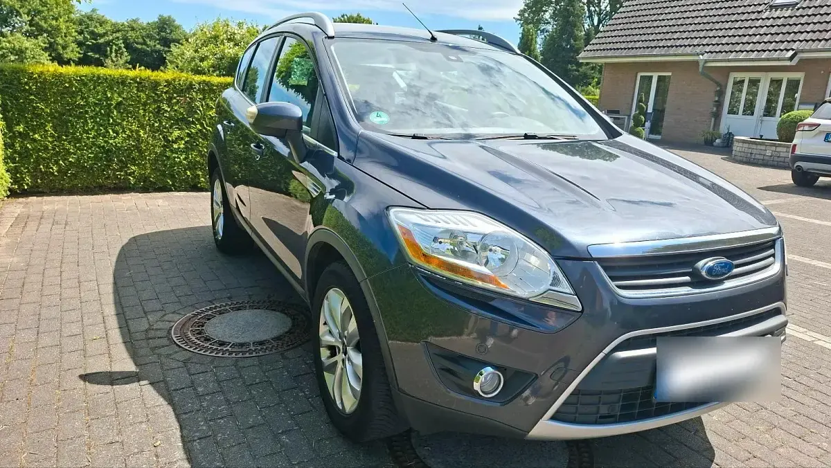 Gebraucht Ford Kuga Titanium 136 PS (100 kW) 2008 Grau SUV