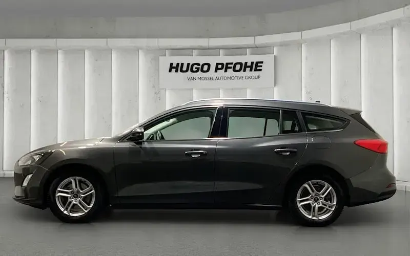 Gebraucht Ford Focus Cool & Connect 125 PS (91 kW) 2022 Grau Kombi