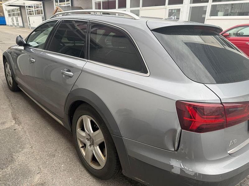 Gebraucht Audi A6 Allroad Ambiente 272 PS (200 kW) 2015 Silber Kombi
