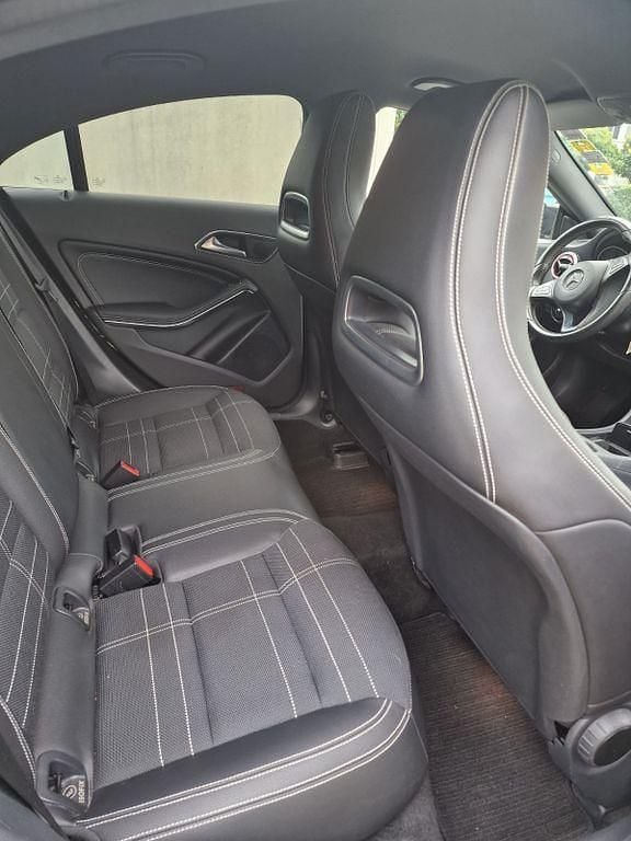 Gebraucht Mercedes CLA250 211 PS (155 kW) 2015 Schwarz Limousine