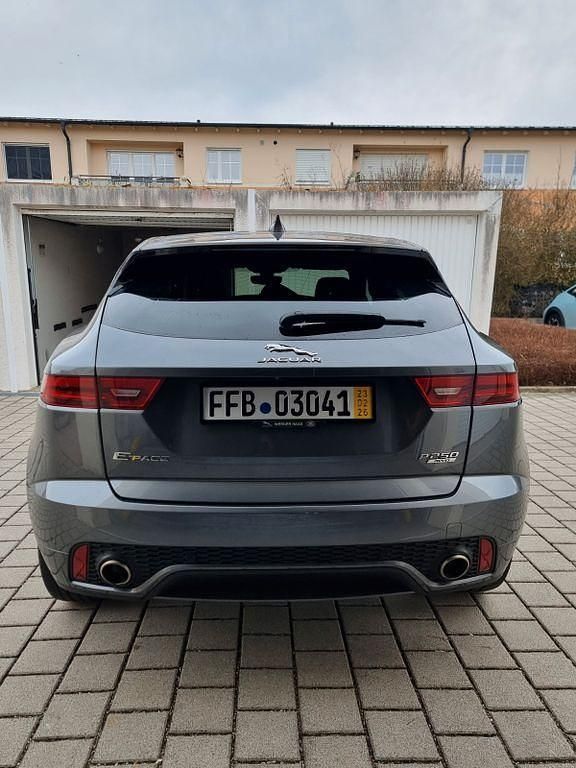 Gebraucht Jaguar E-Pace R-Dynamic 249 PS (183 kW) 2018 Grau SUV