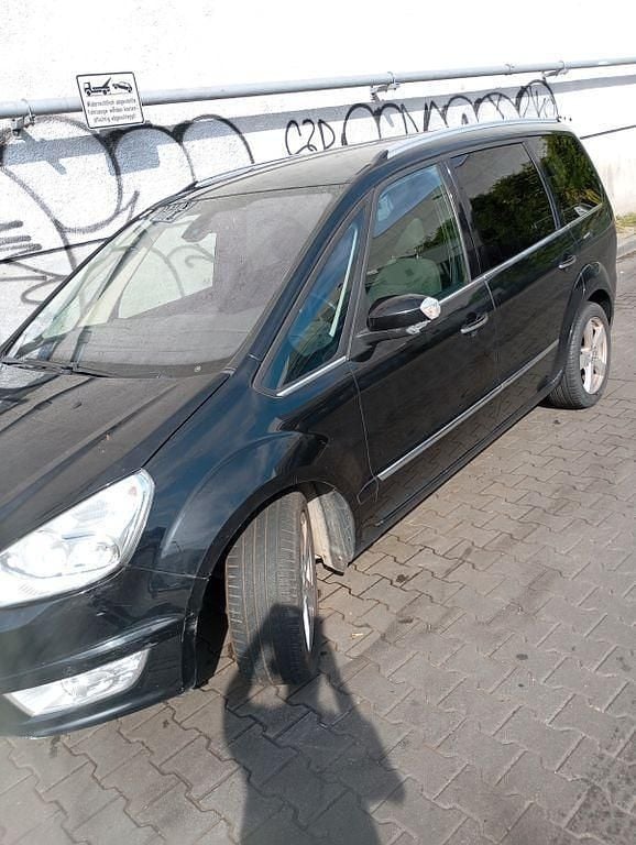 Gebraucht 2010 Ford Galaxy Titanium Van / Kleinbus | 2.250 € (Superpreis) - Bild 1/4