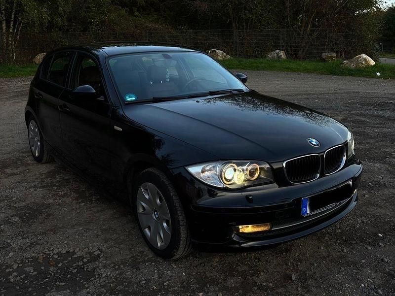 Gebraucht BMW 116 Performance 122 PS (89 kW) 2009 Schwarz Kleinwagen