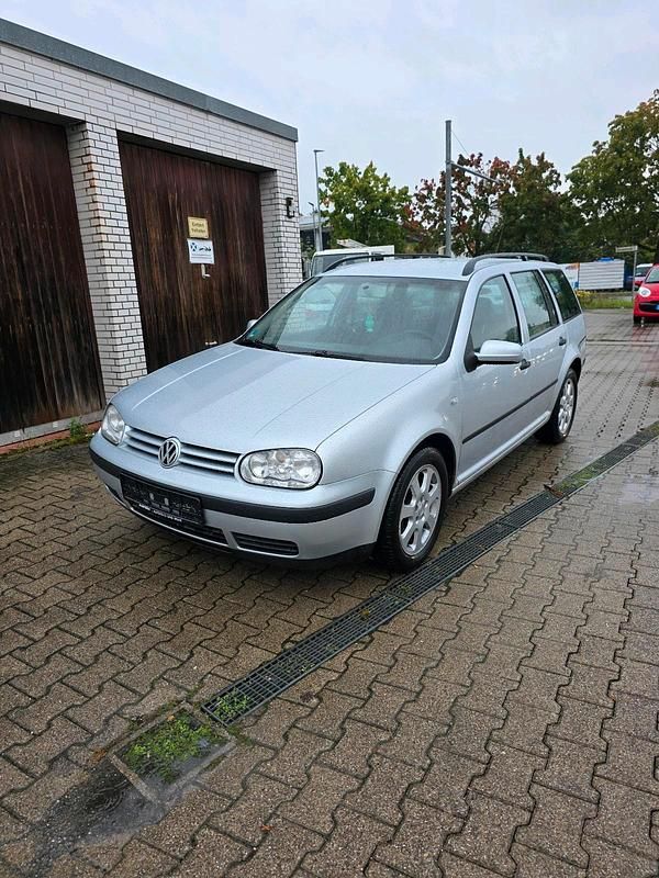 Silber Gebraucht 2005 VW Golf IV Ocean Kombi | 2.500 € (Etwas zu teuer) - Bild 1/4
