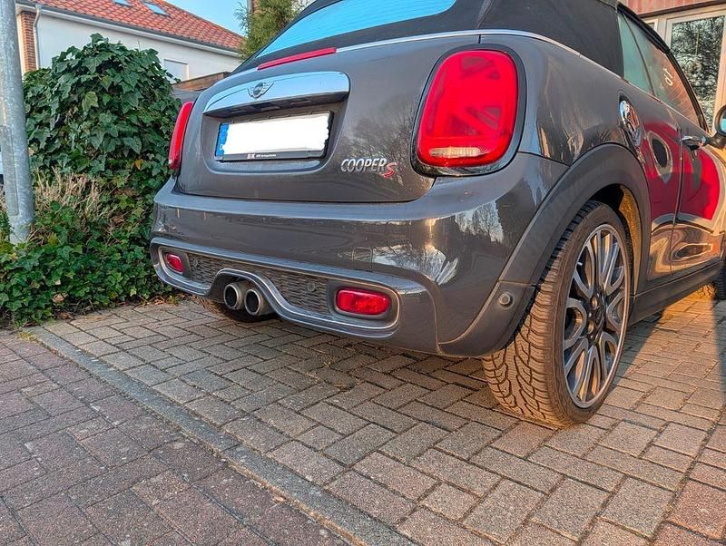 Gebraucht Mini Cooper S Cabriolet 192 PS (141 kW) 2017 Grau Cabrio