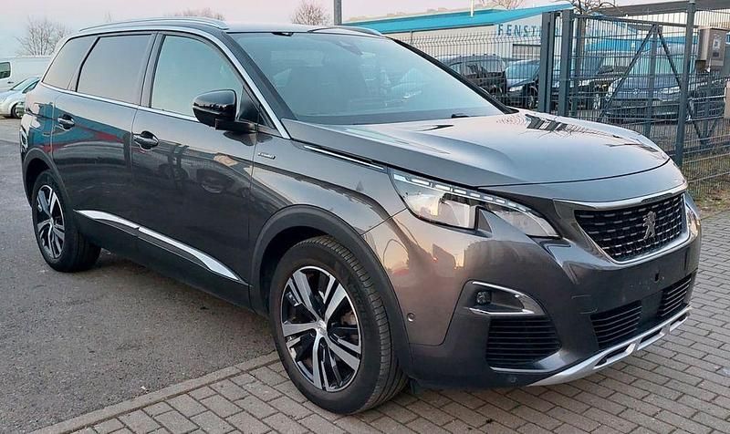 Grau Gebraucht 2020 Peugeot 5008 Allure GT-Line SUV | 16.490 € (Superpreis) - Bild 1/4