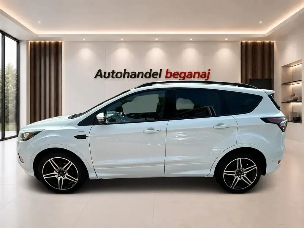 Gebraucht Ford Kuga ST-Line 150 PS (110 kW) 2017 Weiß SUV