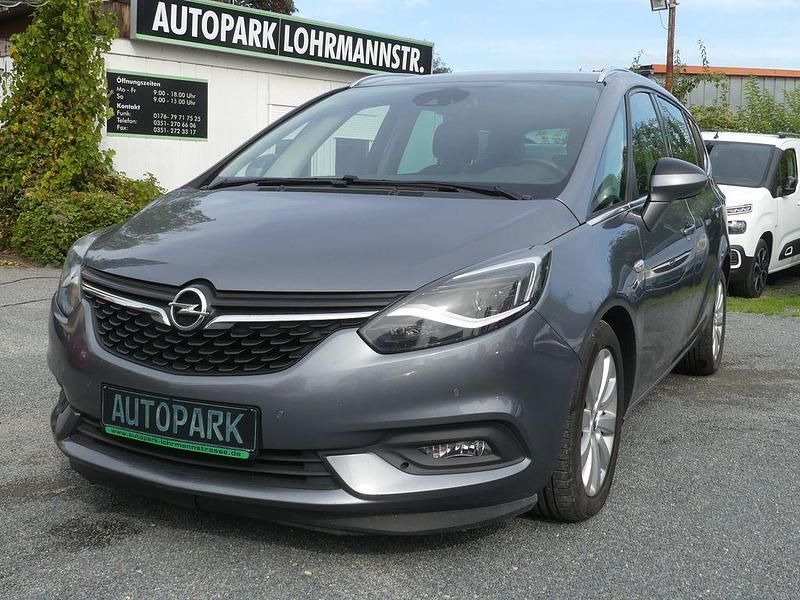 Grau Gebraucht 2016 Opel Zafira Innovation Van / Kleinbus | 10.490 € (Fairer Preis) - Bild 1/4