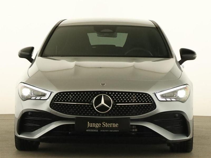 Gebraucht Mercedes CLA200 AMG 150 PS (110 kW) 2025 Silber Limousine