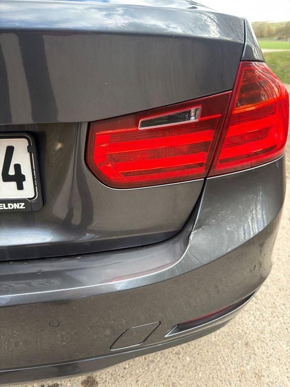 Second-hand BMW 320 184 CP (135 kW) 2012 Berlinǎ