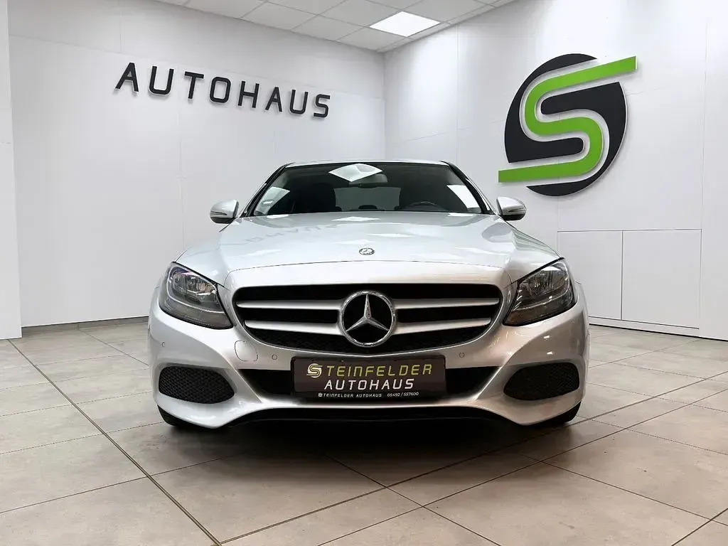 Gebraucht Mercedes C200 184 PS (135 kW) 2015 Silber Limousine